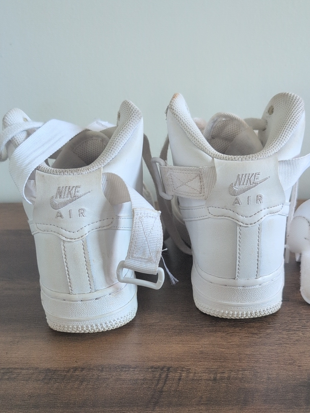 Nike Kids' White High-Top Sneakers - Picture 11 of 14